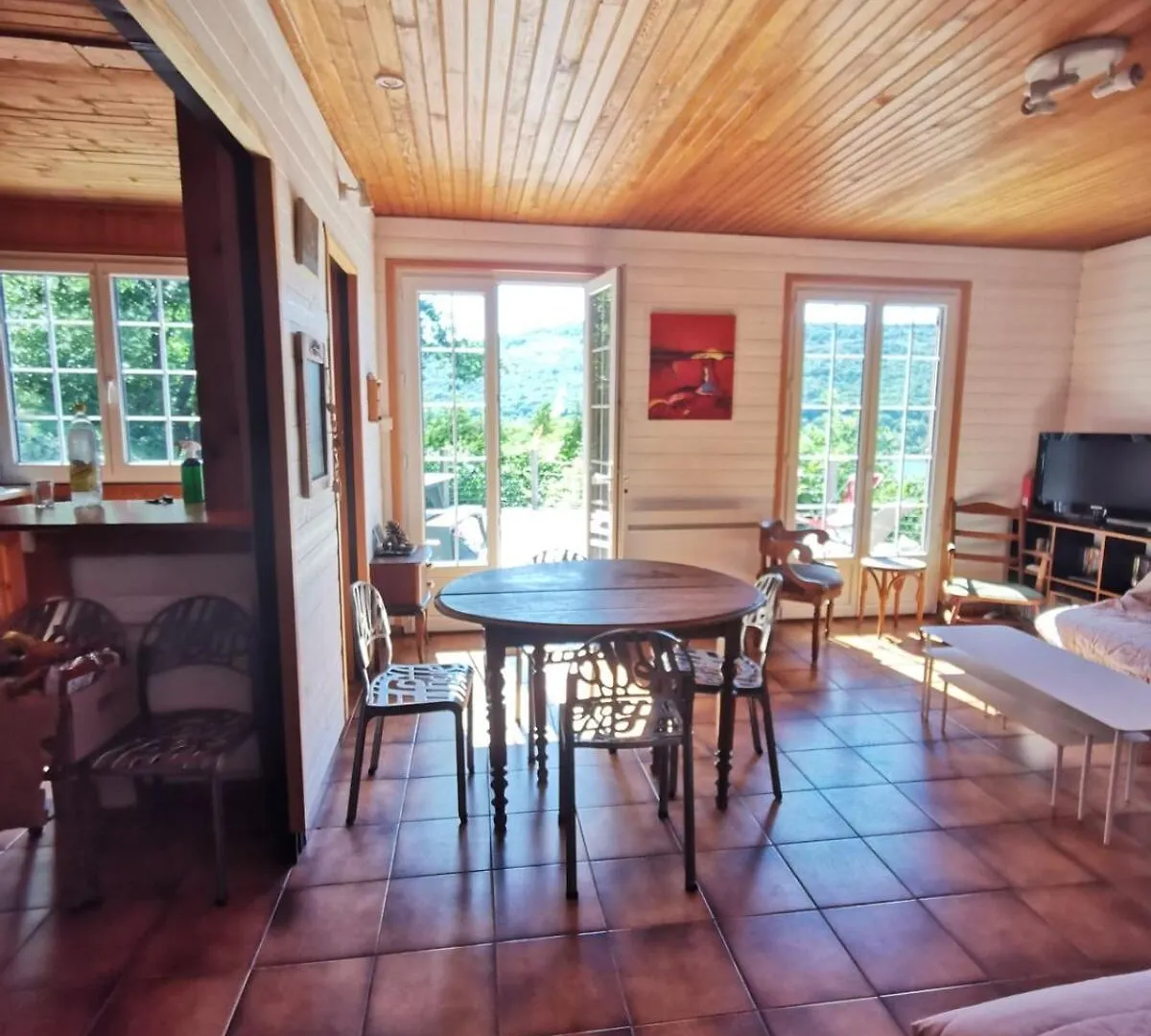 Le Chalet D'En Paradis Serrieres-sur-Ain